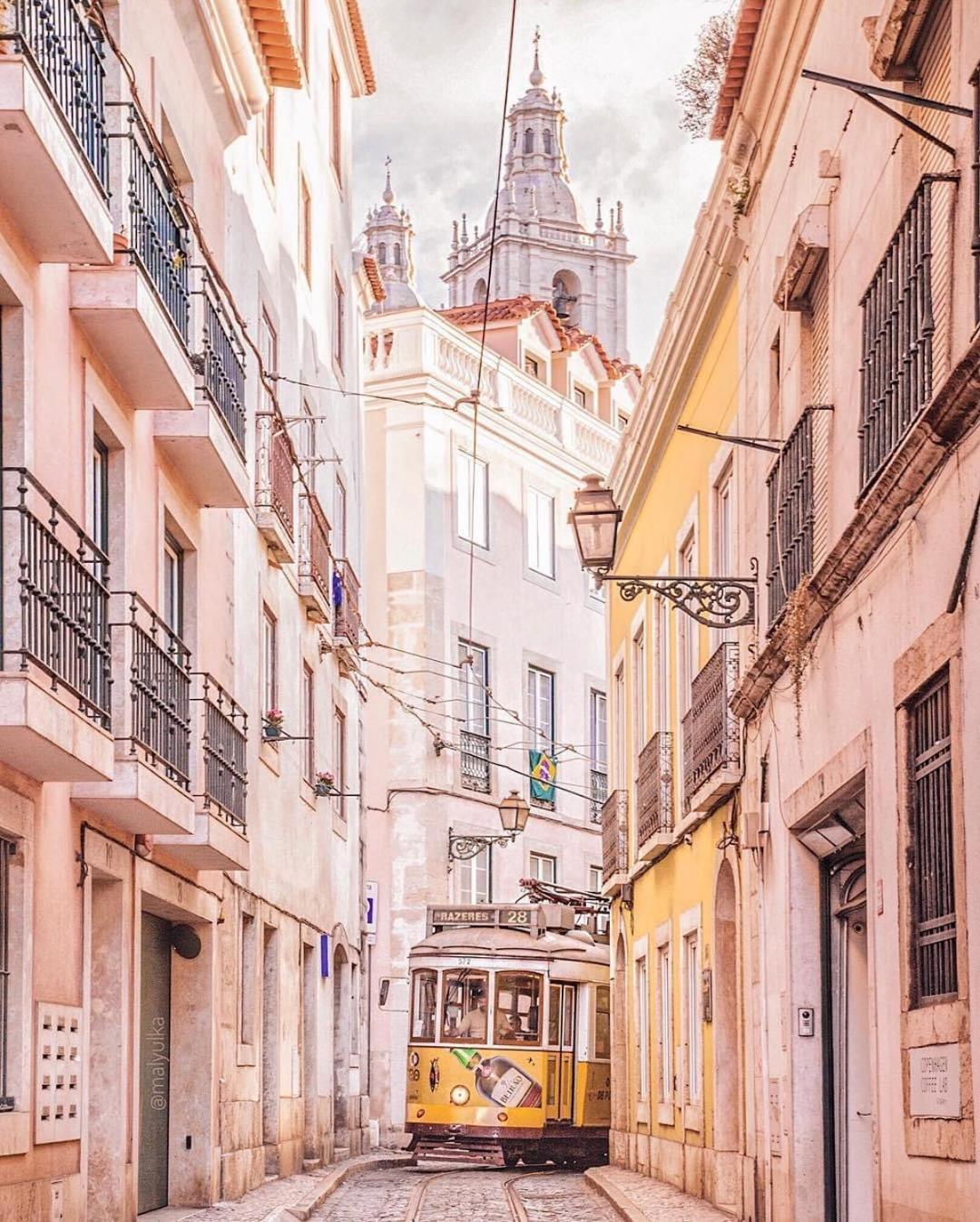 Alfama Historical Apartment 3 Bedroom Duplex 리스본 외부 사진